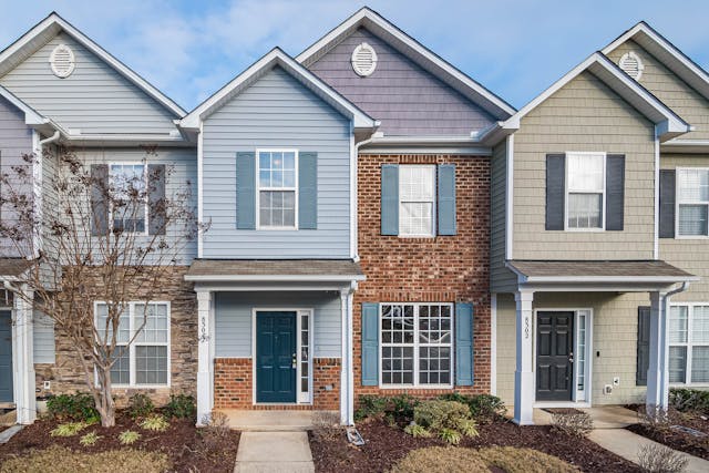 duplexes-blue-sky-and-lawn